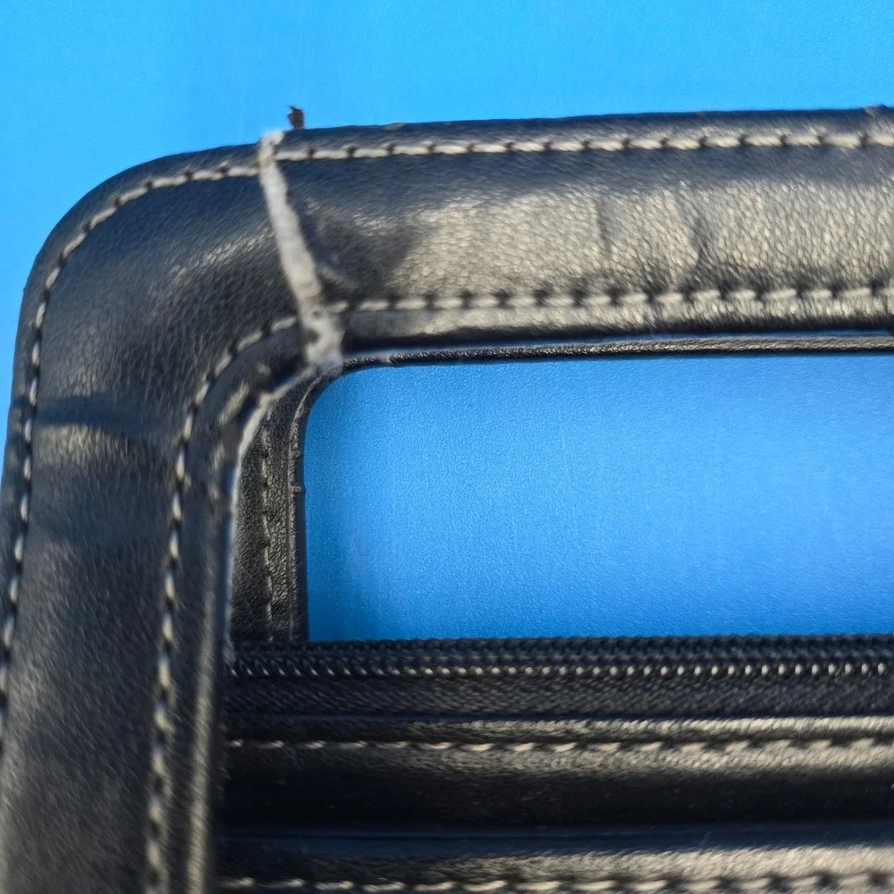 FranklinCovey Black Faux Leather‎ 7 Ring Binder Planner Zip Portfolio Handle